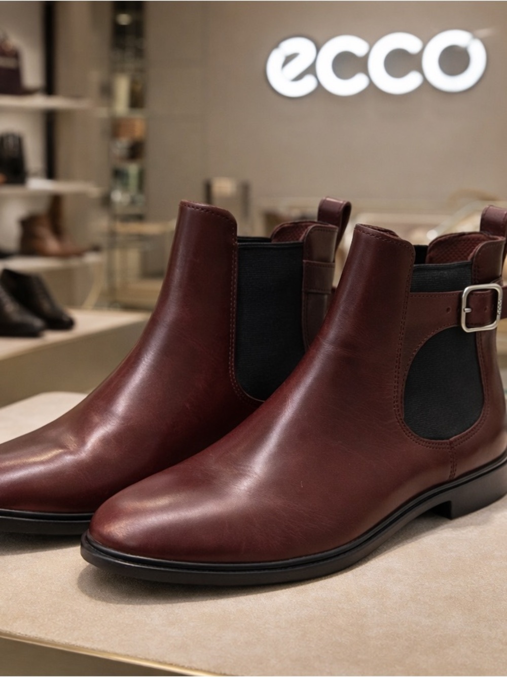 🌸ECCO Dress Classic 15” Chelsea Boot Burgundy Leather NWOT size 39 quiet luxury